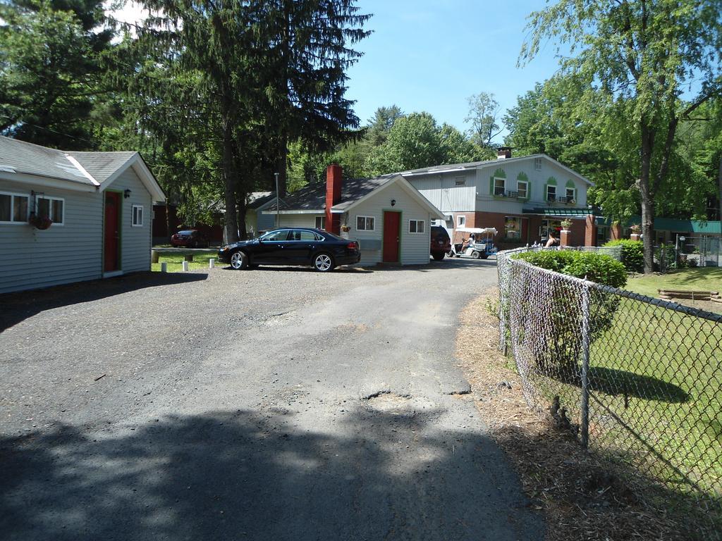 Flower Field Inn And Cottages Stroudsburg Exteriér fotografie