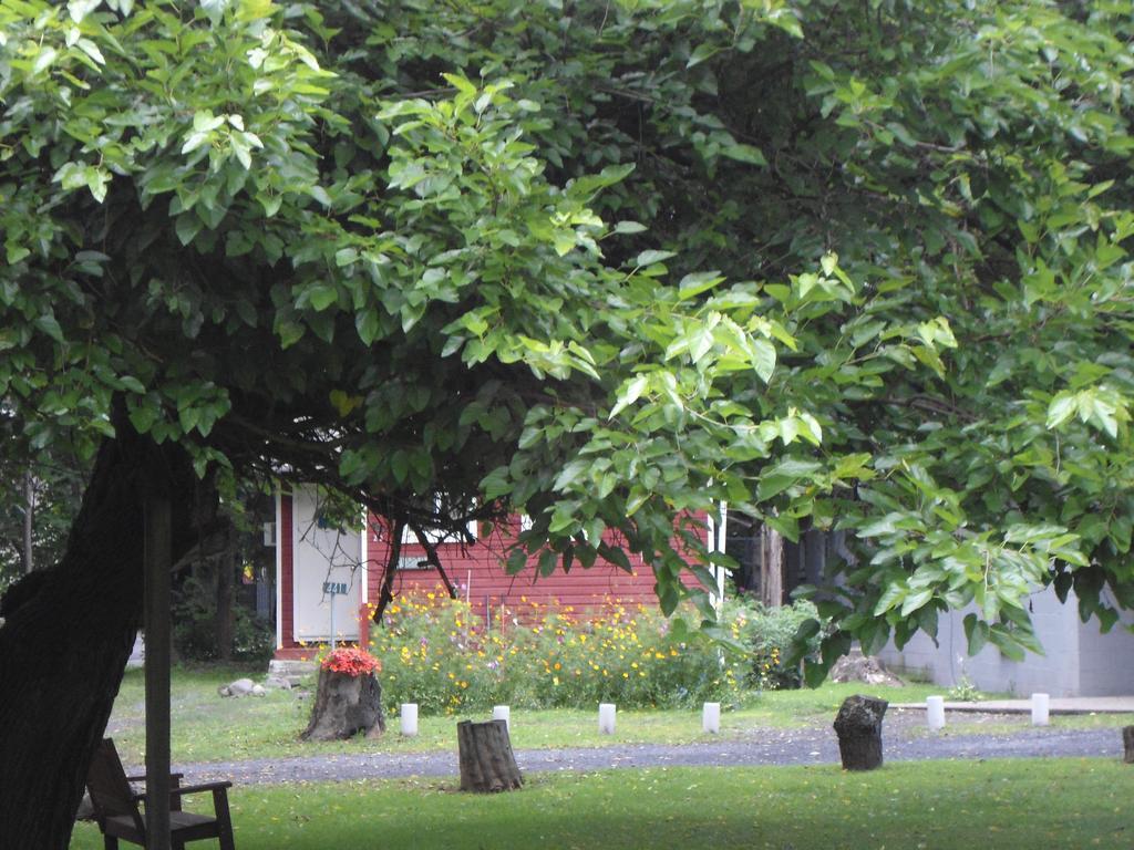Flower Field Inn And Cottages Stroudsburg Exteriér fotografie