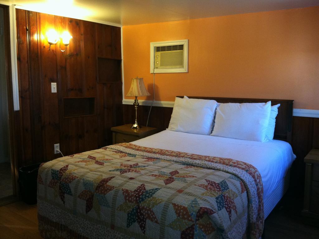 Flower Field Inn And Cottages Stroudsburg Exteriér fotografie