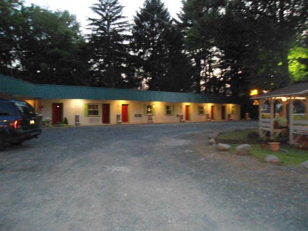 Flower Field Inn And Cottages Stroudsburg Exteriér fotografie